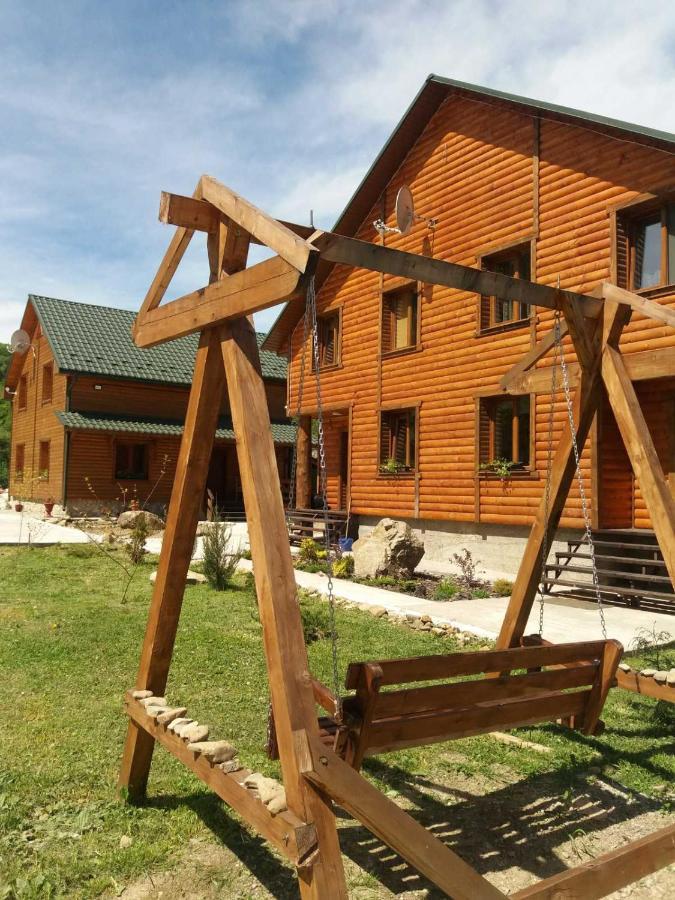 Na Uzlissi Villa Myhowe
